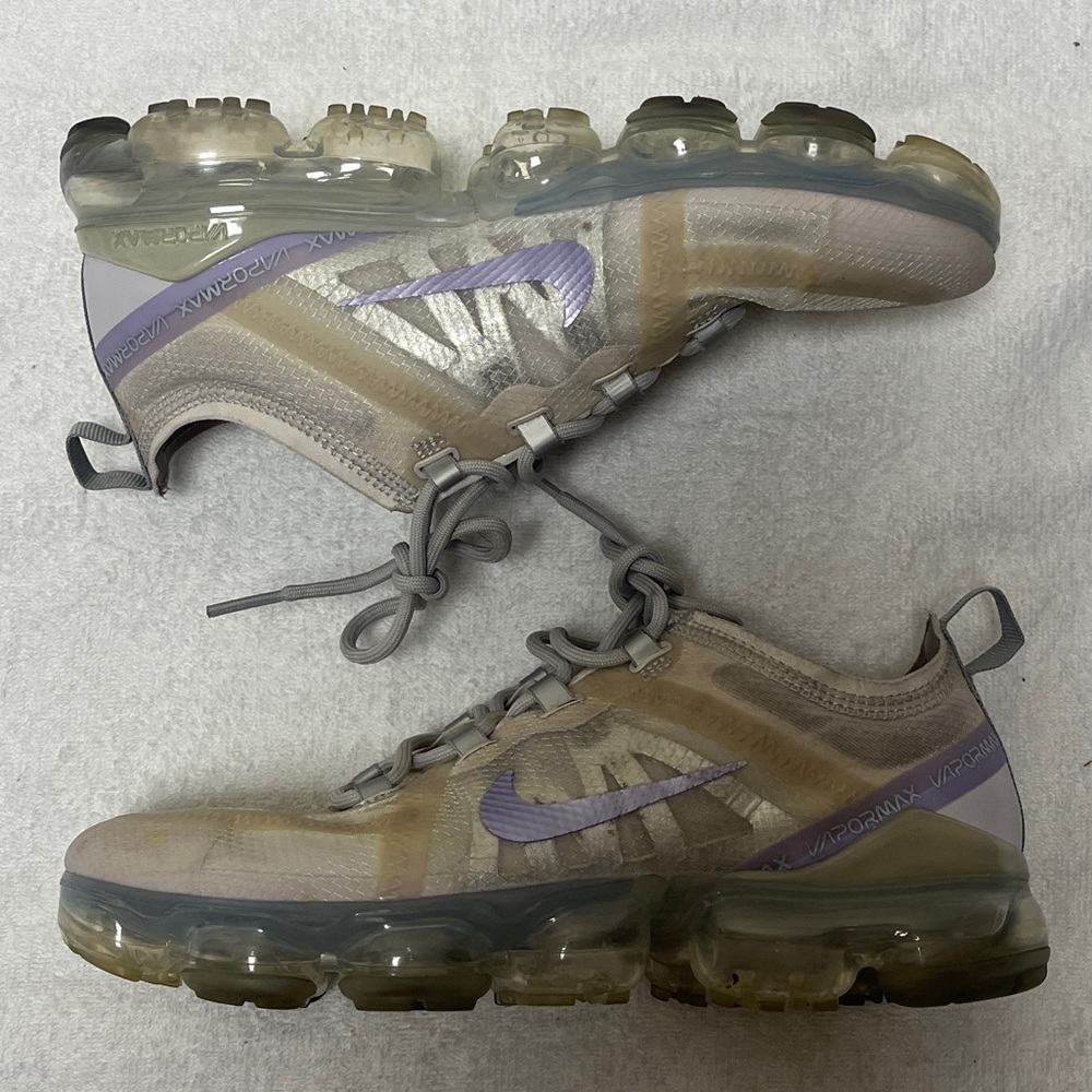 Nike Air Max VaporMax Shoes Sneakers Womens 8 Grey 2019 SE Purple Agate Run Walk - Picture 1 of 5